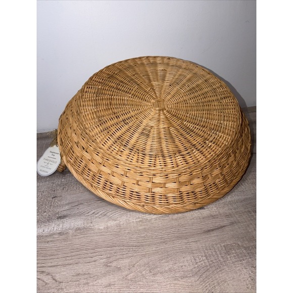 Studio Magee Round Basket With Two Handles 18" Diameter Handwoven Tray- NWT - Picture 7 of 8